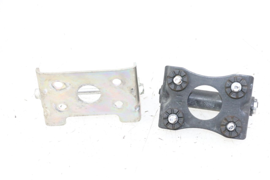 photo de SOPORTE DEPOSITO FUEL SUZUKI GSR 750 (2011 - 2017) - Detalle de la pieza