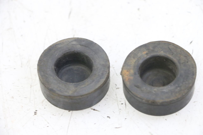 photo de SOPORTE DEPOSITO FUEL KAWASAKI ZR7 ZR-7 S 750 (1999 - 2004) - Detalle de la pieza