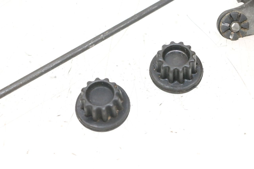 photo de SOPORTE DEPOSITO FUEL HONDA NSR R 125 (1994 - 2003) - Otra perspectiva