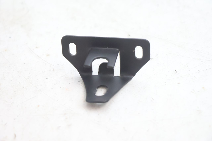 photo de SOPORTE DEPOSITO FUEL APOLLO RFZ 150 - Detalle de la pieza