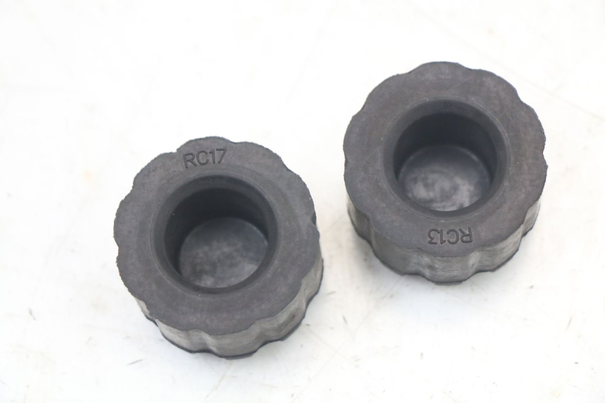 photo de SOPORTE DEPOSITO FUEL ROYAL ENFIELD CONTINENTAL GT 650 (2019 - 2024) - Otra perspectiva