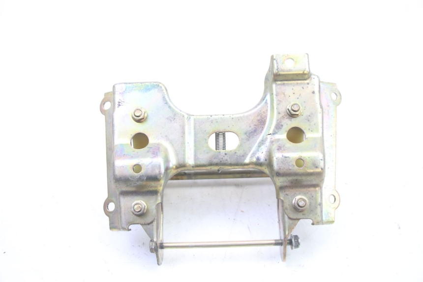 photo de SOPORTE DEPOSITO FUEL HONDA ST PAN EUROPEAN 1300 (2002 - 2013) - Otra perspectiva