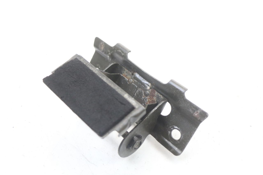 photo de SOPORTE DEPOSITO FUEL SUZUKI SV S 650 (1999 - 2002) - Zoom estado de uso