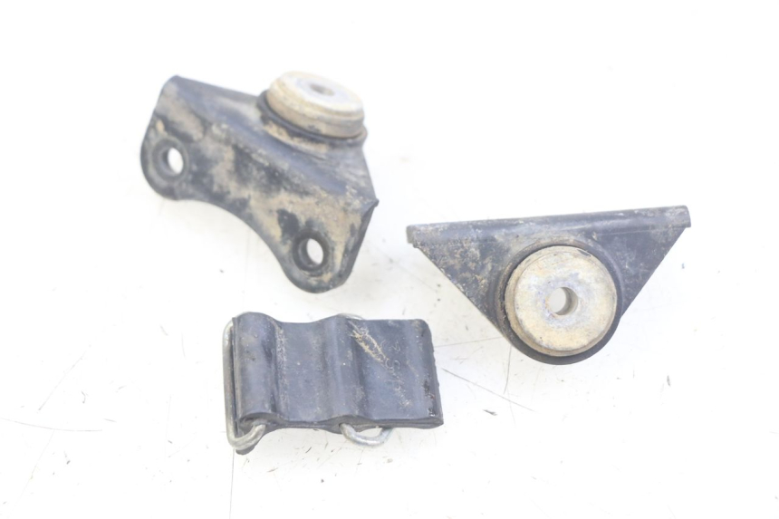 photo de SOPORTE DE DEPÓSITO YAMAHA TTR 125 (2000 - 2020) - Detalle de la pieza