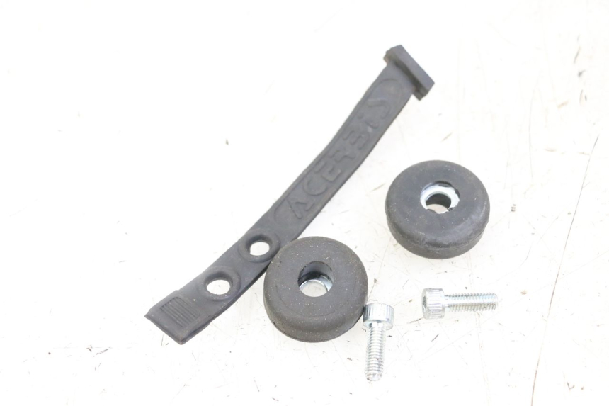 photo de SOPORTE DEPOSITO FUEL VENT DERAPAGE 50 (2018 - 2023) - Vista principal