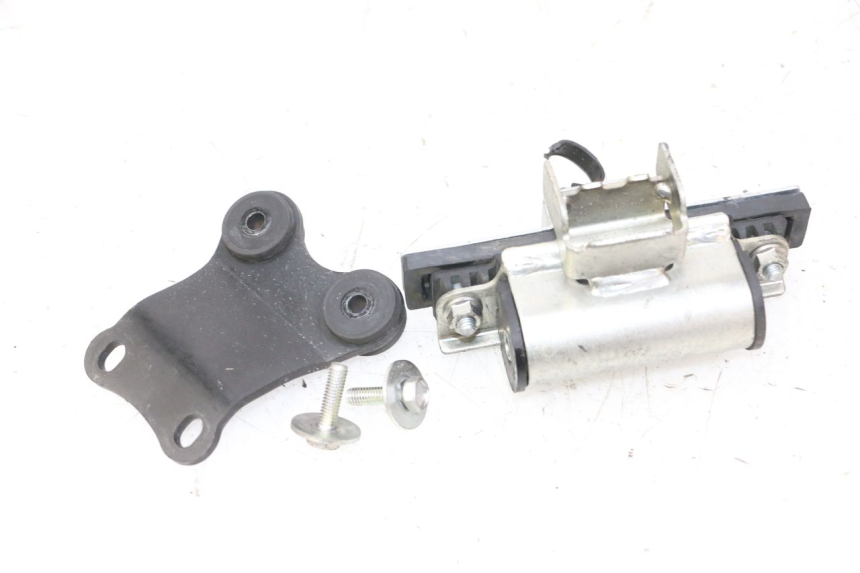 photo de SOPORTE DEPOSITO FUEL YAMAHA XJ6 ABS 600 (2008 - 2016) - Vista principal