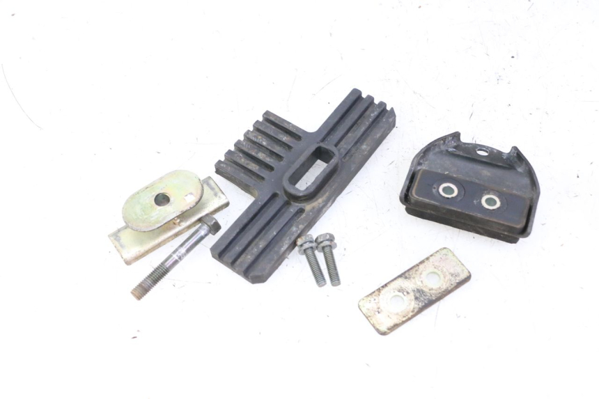 photo de SOPORTE DEPOSITO FUEL YAMAHA XJN DIVERSION 600 (2000 - 2003) - Detalle de la pieza