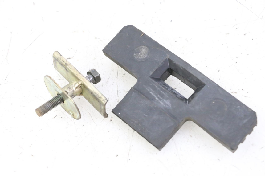 photo de SOPORTE DEPOSITO FUEL YAMAHA XJN DIVERSION 600 (2000 - 2003) - Otra perspectiva