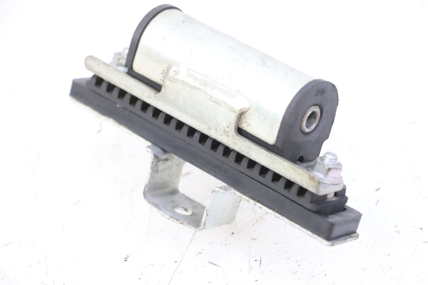 photo de SOPORTE DEPOSITO FUEL YAMAHA XJ6 600 (2008 - 2016) - Otra perspectiva