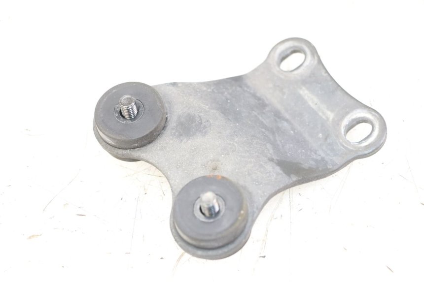 photo de SOPORTE DEPOSITO FUEL YAMAHA XJ6 ABS 600 (2008 - 2016) - Zoom estado de uso