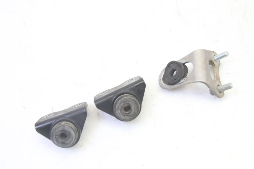 photo de SOPORTE DEPOSITO FUEL YAMAHA YZ-F YZF 250 (2014 - 2018) - Zoom estado de uso