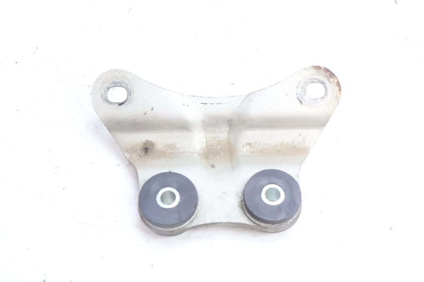 photo de SOPORTE DE DEPÓSITO KAWASAKI ZZR 600 (1995 - 2004) - Detalle de la pieza