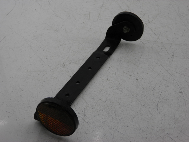 photo de PORTA MATRICULA BHM REVENGER 50 (2009 - 2015) - Otra perspectiva