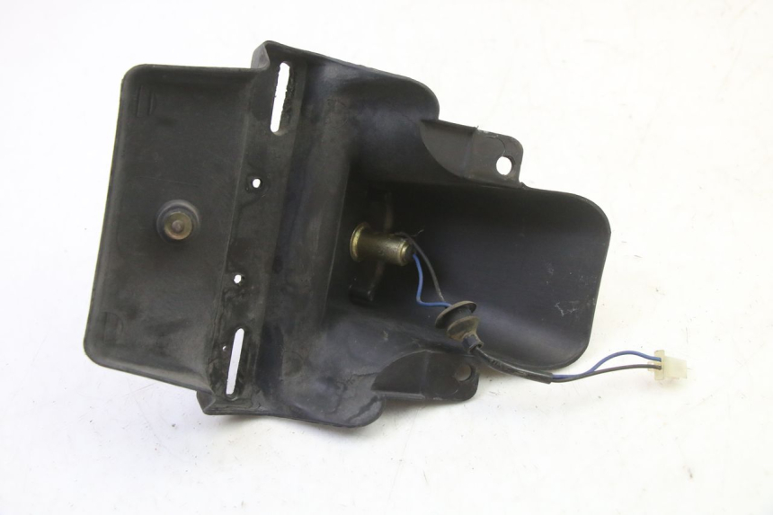 photo de PORTA MATRICULA YAMAHA BW'S 100 (1999 - 2002) - Primer plano técnico