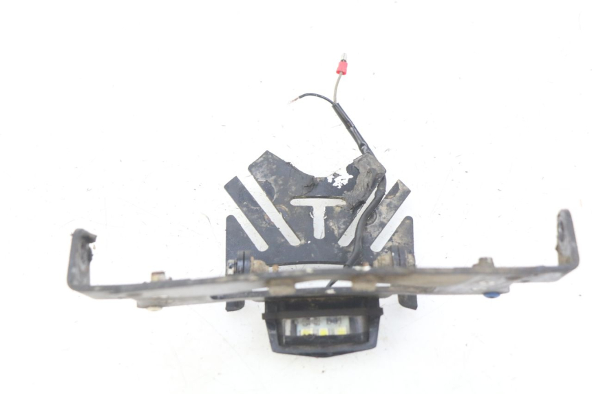 photo de SOPORTE DE MATRíCULA HONDA CB R 1000 (2018 - 2023) - Zoom estado de uso