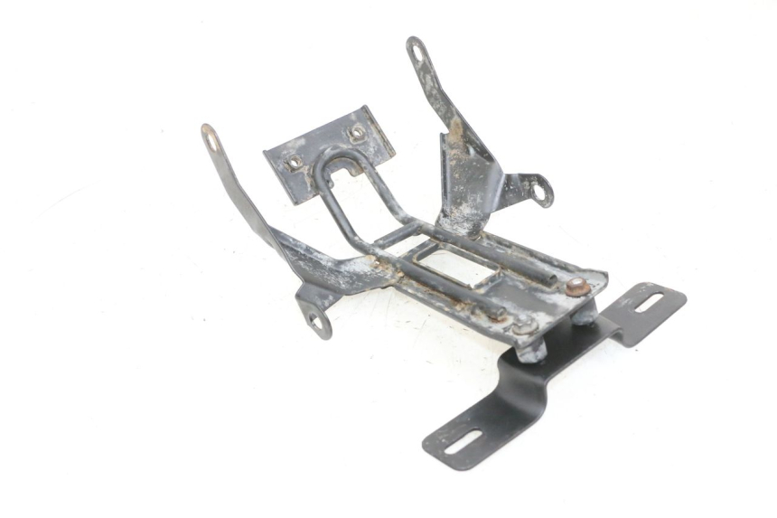 photo de PORTA MATRICULA KSR CODE 125 (2018 - 2020) - Detalle de la pieza