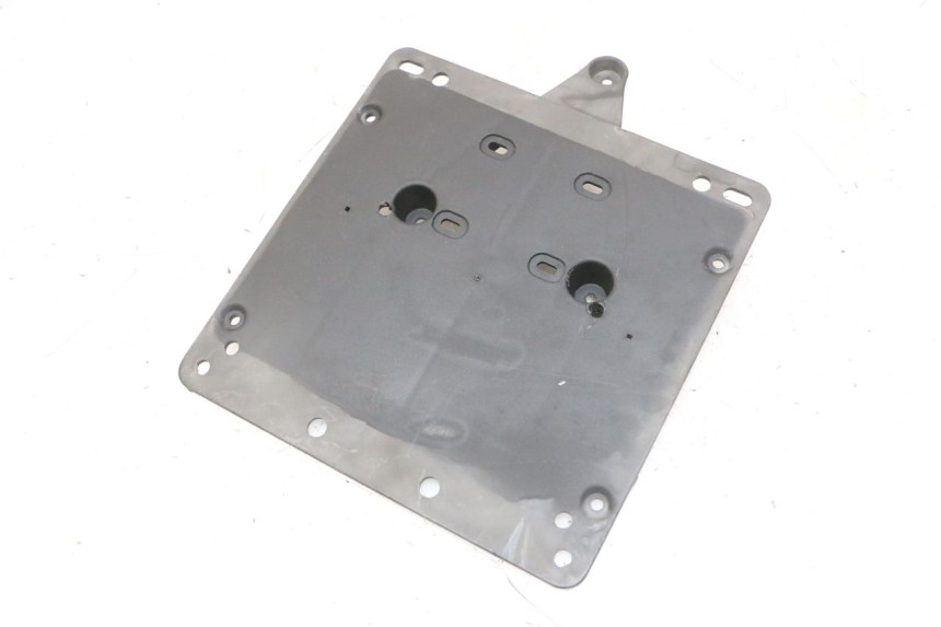 photo de PORTA MATRICULA PIAGGIO IE MP3 YOURBAN 300 (2011 - 2016) - Vista principal