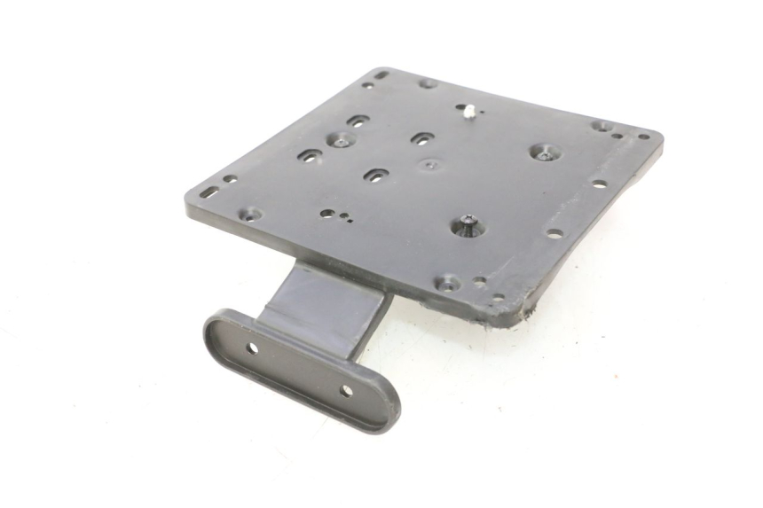 photo de PORTA MATRICULA PIAGGIO MP3 HPE 530 (2022 - 2026) - Vista general del producto