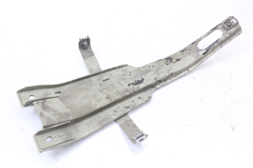 photo de PORTA MATRICULA APRILIA SR 2T 50 (2018 - 2022) - Primer plano técnico