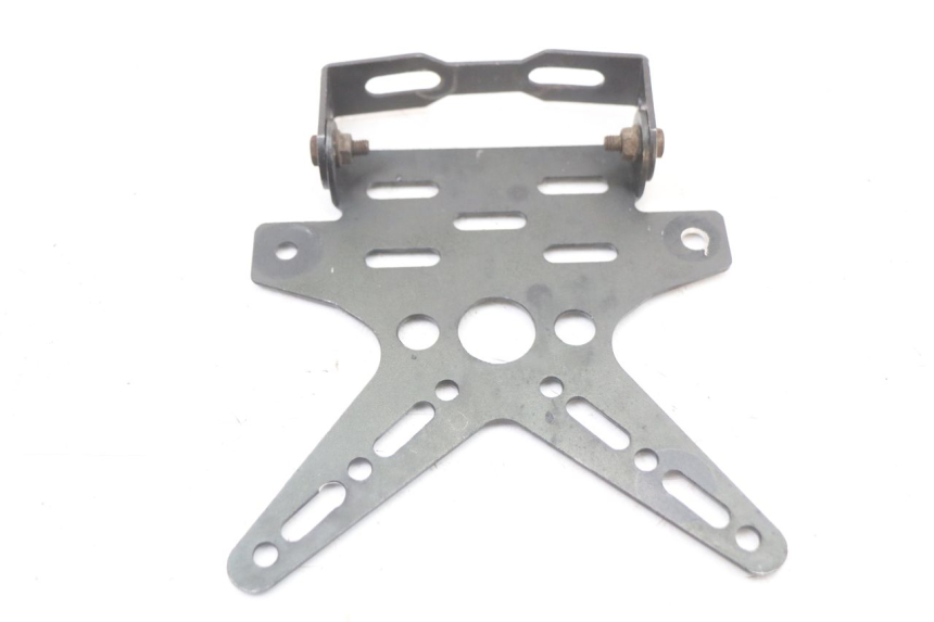 photo de PORTA MATRICULA SUZUKI SV S 650 (1999 - 2002) - Primer plano técnico