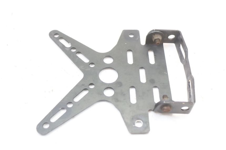 photo de PORTA MATRICULA SUZUKI SV S 650 (1999 - 2002) - Detalles de los puntos de fijación