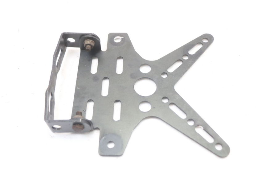 photo de PORTA MATRICULA SUZUKI SV S 650 (1999 - 2002) - Estado de la superficie y material