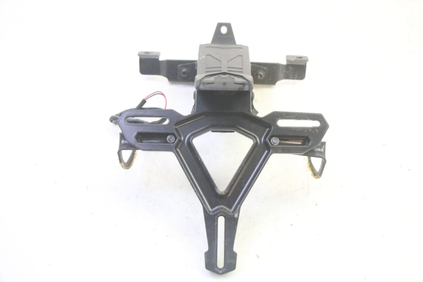 photo de PORTA MATRICULA YAMAHA TRICITY 300 (2020 - 2024) - Zoom estado de uso