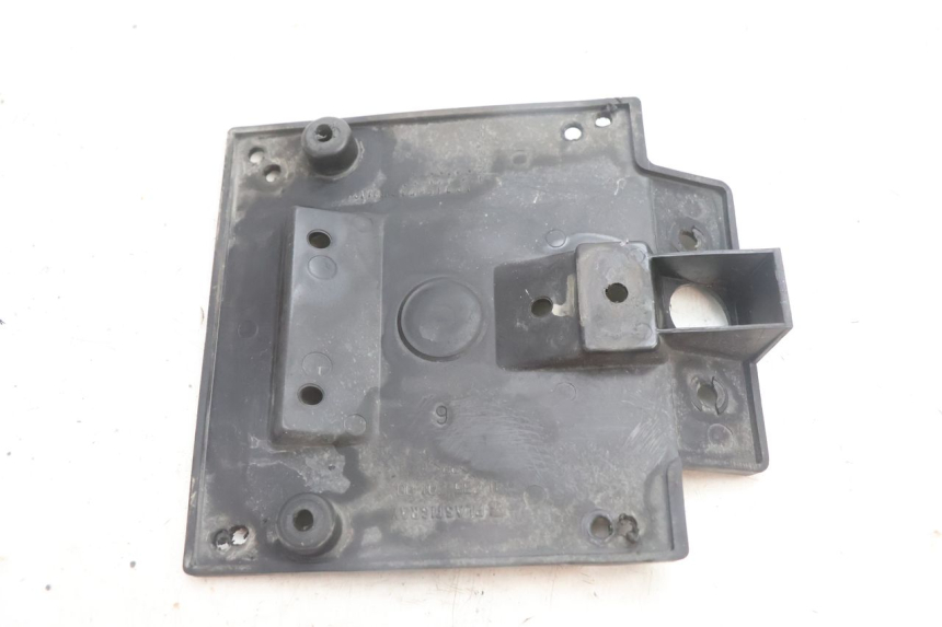 photo de PORTA MATRICULA PEUGEOT VIVACITY 100 (1999 - 2008) - Otra perspectiva