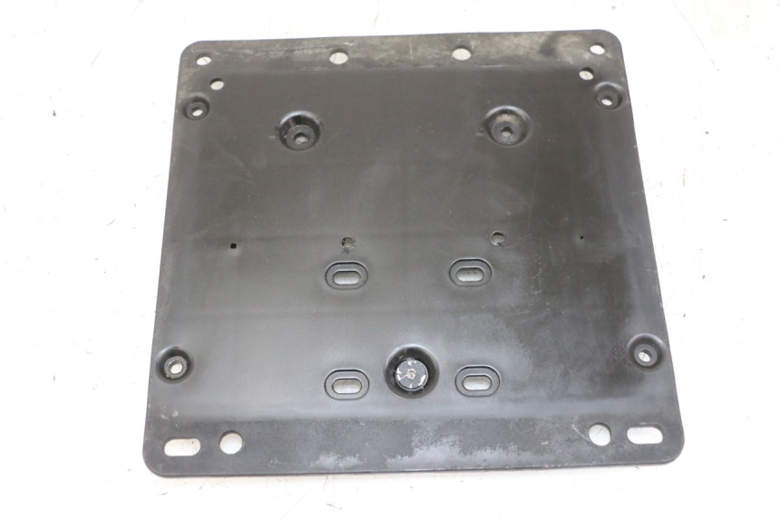 photo de SOPORTE DE MATRíCULA PIAGGIO XEVO - X EVO 125 (2007 - 2017) - Vista principal