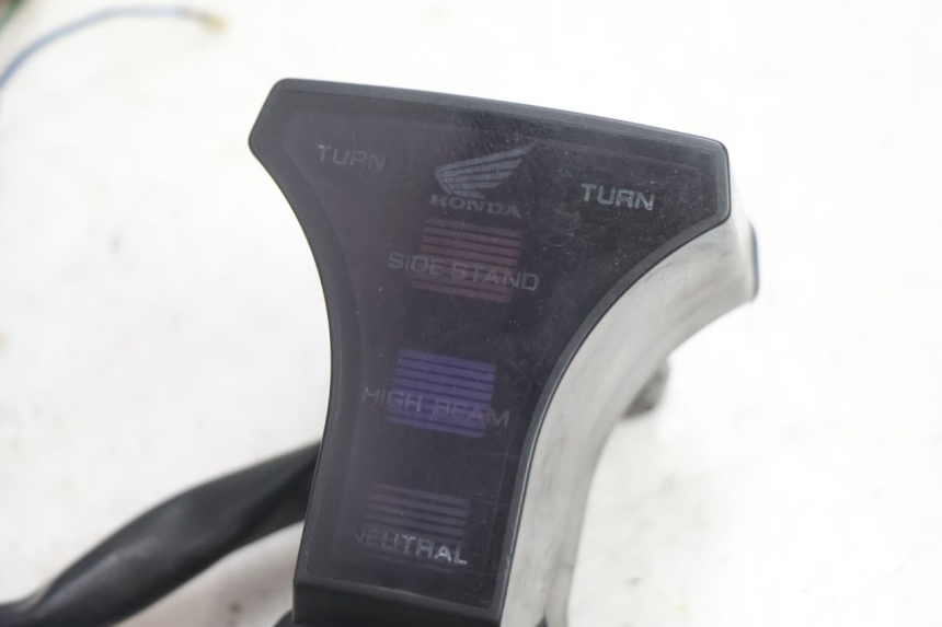 photo de INSTRUMENTOS HONDA CB TWO FIFTY 250 (1991 - 2002) - Detalle de la pieza