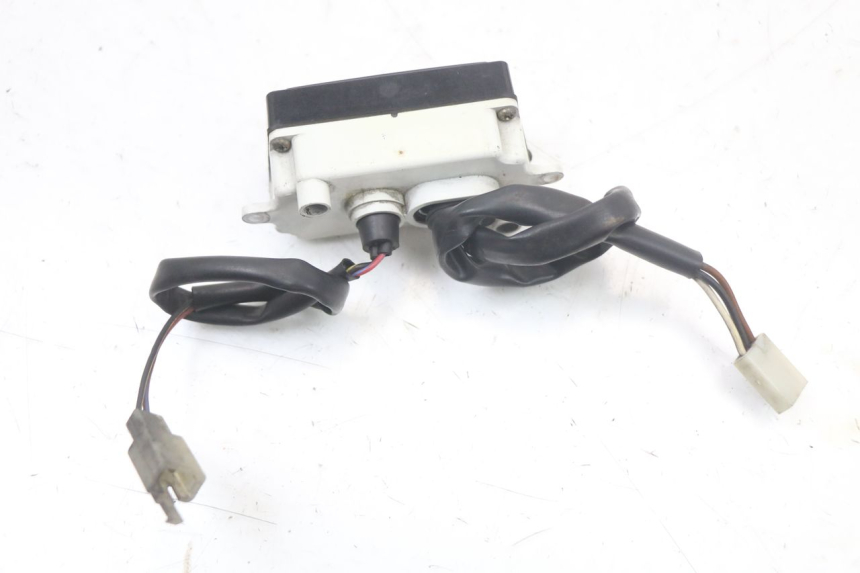 photo de INSTRUMENTOS KAWASAKI GTR 1000 (1994 - 2004) - Primer plano técnico