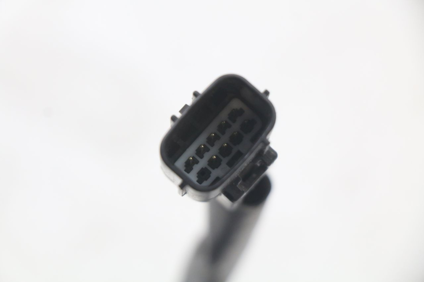 photo de INSTRUMENTOS PIAGGIO MP3 HPE 350 (2018 - 2020) - Primer plano técnico