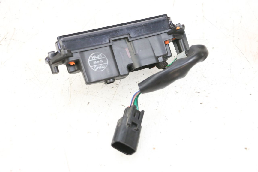 photo de INSTRUMENTOS PIAGGIO MP3 HPE 300 (2019 - 2026) - Vista general del producto