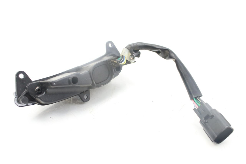 photo de PANEL DE INSTRUMENTOS PIAGGIO MP3 500 (2014 - 2017) - Detalles de los puntos de fijación