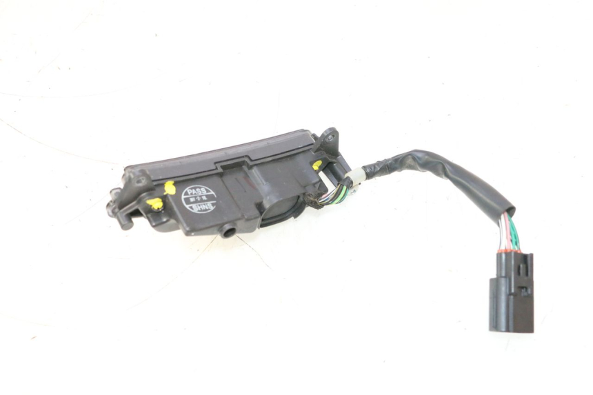 photo de INSTRUMENTOS PIAGGIO MP3 500 (2016 - 2018) - Detalle de la pieza