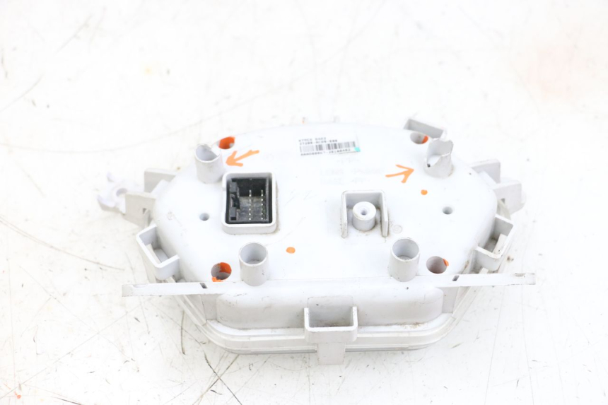 photo de INSTRUMENTOS KYMCO LIKE 4T 50 (2019 - 2025) - Detalles de los puntos de fijación