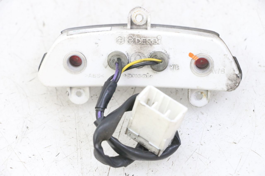 photo de PANEL DE INSTRUMENTOS GILERA NEXUS 125 (2009 - 2013) - Primer plano técnico