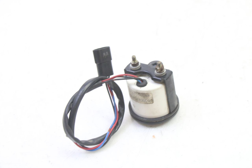 photo de INSTRUMENTOS TRIUMPH SPRINT 900 (1995 - 1998) - Primer plano técnico