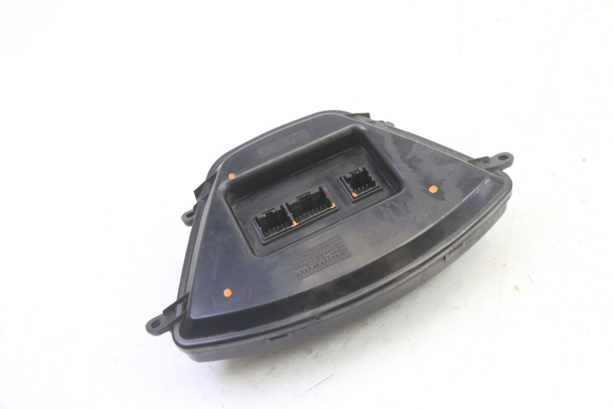 photo de PANEL DE INSTRUMENTOS PIAGGIO X9 EVOLUTION 125 (2003 - 2007) - Vista general del producto