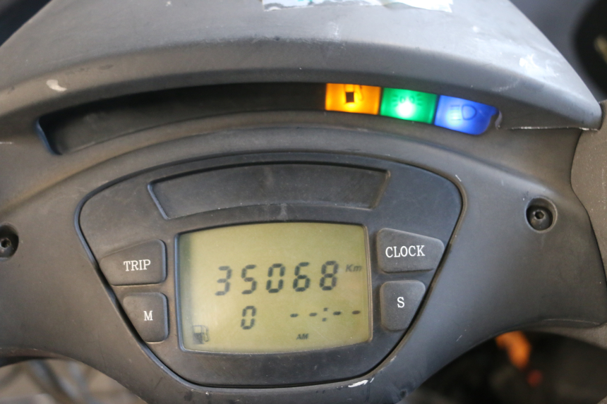 photo de PANEL DE INSTRUMENTOS PIAGGIO X9 EVOLUTION 125 (2003 - 2007) - Detalle de la pieza