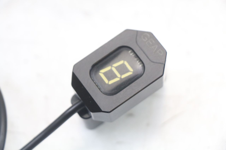 photo de INSTRUMENTOS YAMAHA FZ1 FAZER 1000 (2007 - 2009) - Zoom estado de uso