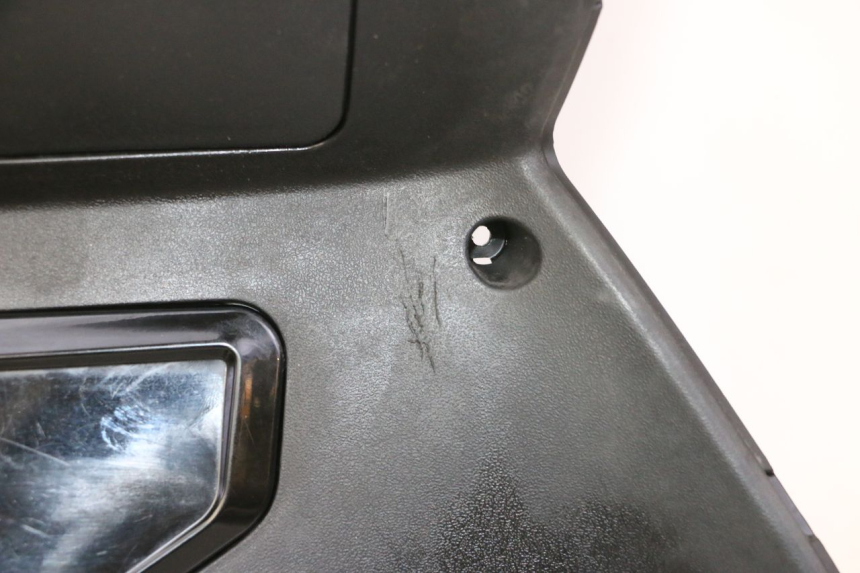 photo de TAPA FRONTAL INTERIOR QUADRO 4 4D 350 (2015 - 2018) - Detalle de la pieza