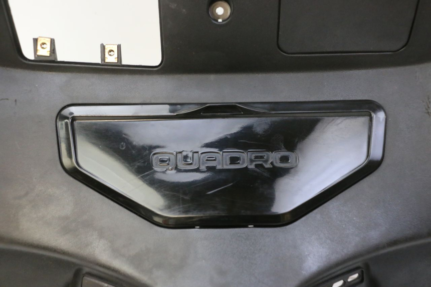 photo de TAPA FRONTAL INTERIOR QUADRO 4 4D 350 (2015 - 2018) - Vista principal