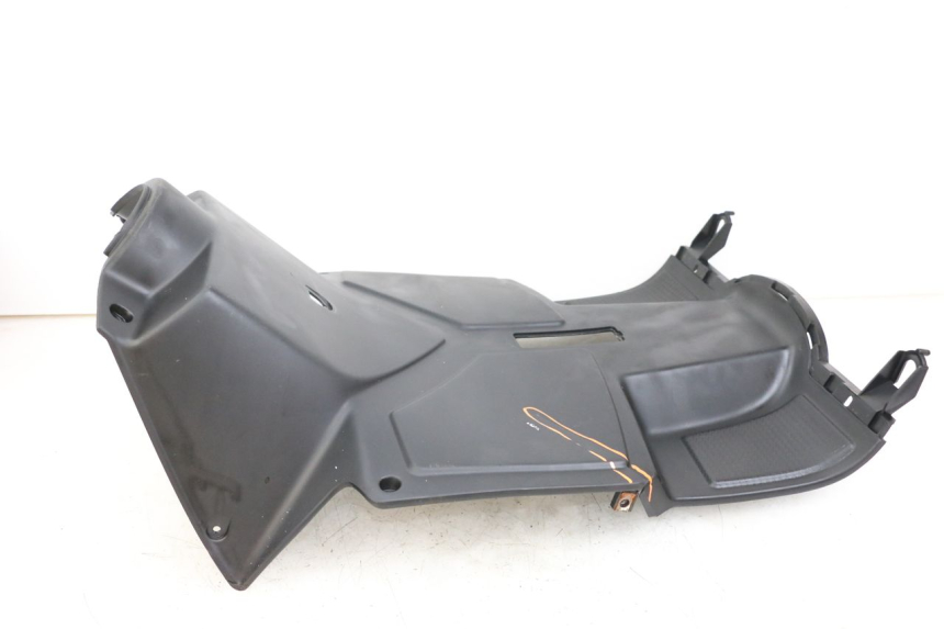 photo de TAPA FRONTAL INTERIOR DAELIM A-FOUR 2T 50 (2005 - 2012) - Detalles de los puntos de fijación