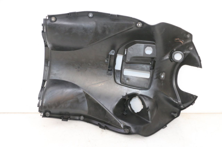 photo de PANEL INTERIOR KYMCO AGILITY 16+ 4T 50 (2018 - 2023) - Detalles de los puntos de fijación