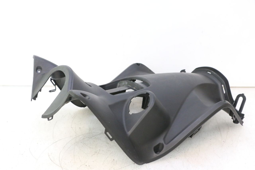 photo de PANEL INTERIOR KYMCO AGILITY 16+ 4T 50 (2018 - 2023) - Enfoque en la estructura
