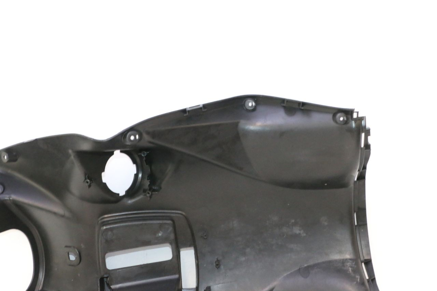 photo de PANEL INTERIOR KYMCO AGILITY 16+ 4T 50 (2018 - 2023) - Detalles de los puntos de fijación