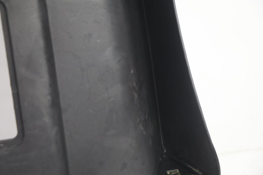 photo de PANEL INTERIOR KYMCO AGILITY 4T 50 (2005 - 2018) - Detalles de los puntos de fijación