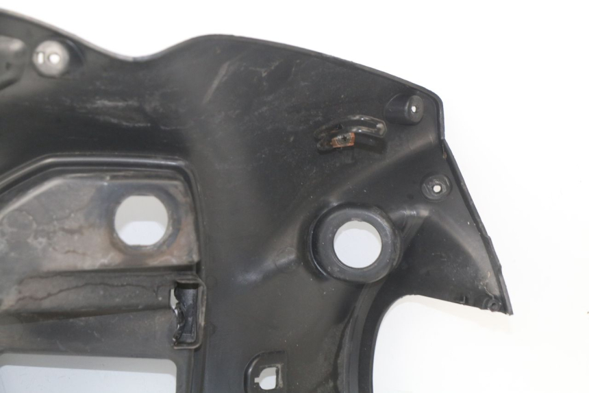 photo de TAPA FRONTAL INTERIOR KYMCO AGILITY CITY 2T 50 (2008 - 2016) - Características distintivas