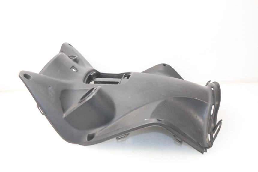 photo de TAPA FRONTAL INTERIOR KYMCO AGILITY CITY 2T 50 (2008 - 2016) - Zoom estado de uso